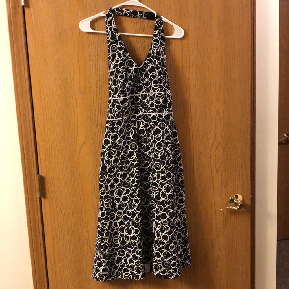 Backless evening dress